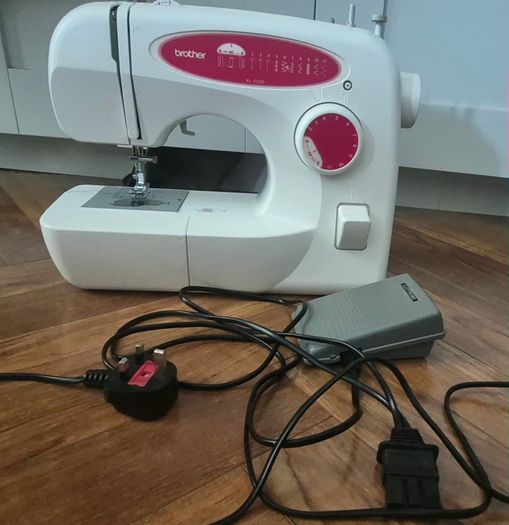 Sewing Machine Brother XL-2220