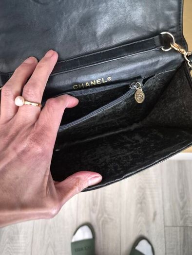 Vintage chanel diana flap bag