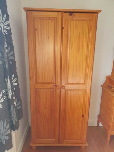 Job lot of furniture and appliances