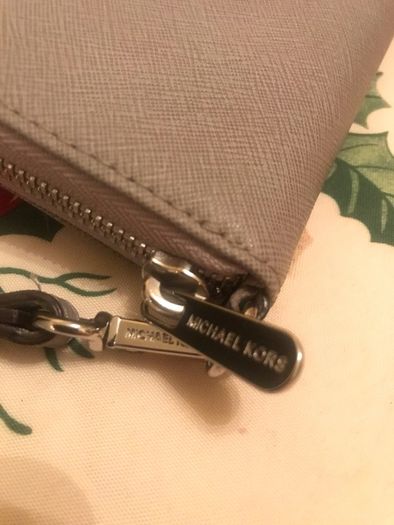 Michael Kors Wrist  Wallet