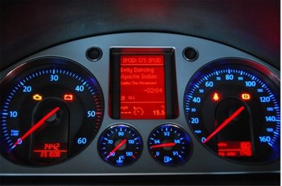 B6 Passat Highline Clock