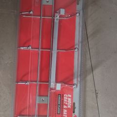 8 Hook coat & hat rack