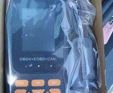 V520 Heavy Duty OBD2 Scanner Professional Car Diagnostic. Brand new