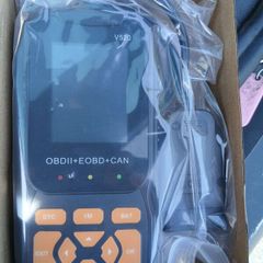V520 Heavy Duty OBD2 Scanner Professional Car Diagnostic. Brand new