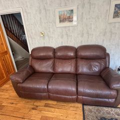 Leather 3 seater recliner and single recliner
