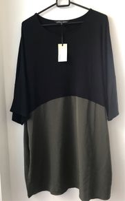 Capsule Dress size 12 to 14 green / black New with tags