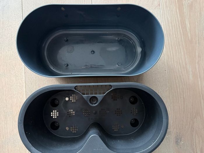 Double flower pot (with insert)