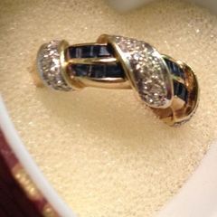Sapphire and diamond 18k gold ring
