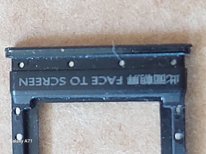 6 Mobile Phones for parts or repair, not powering on