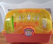 Cat vet clinic set with carry case and accessories