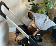Doona Infant Car Seat & Stroller