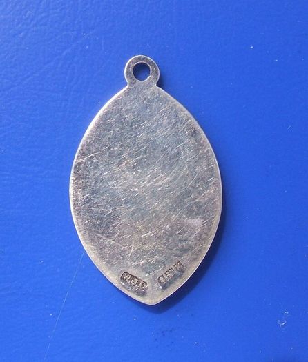 ASSOCIATE OF ST. PETER (religious fraternity?) - an Associate's membership silver medal (hallmarked for 1959)