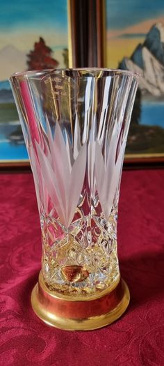 Vintage Killarney Crystal Cut Crystal Glass 8 Inch Tall Octagonal Large Flared Shaped Vase With 24 carat Gold Finishing Round Base Made In Ireland