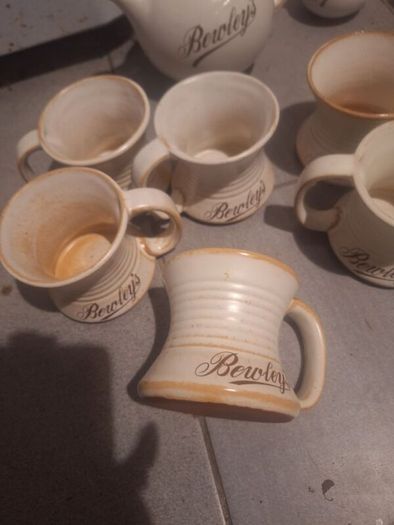 Vintage Bewleys Teaset