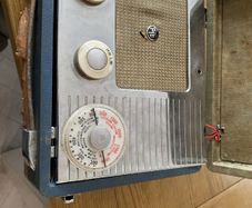 Pye jewl case radio