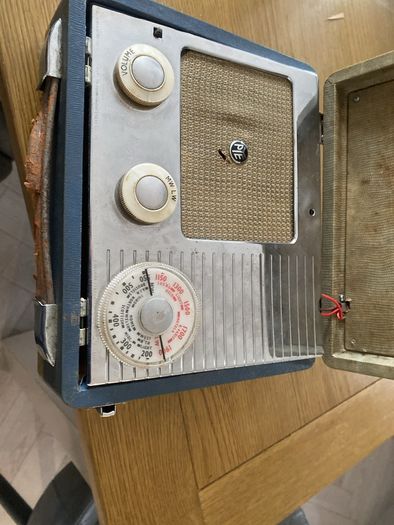 Pye jewl case radio
