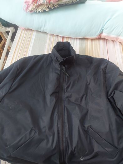 Jacket for wheelchair user