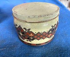 Vintage Thornes toffee tin