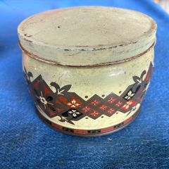 Vintage Thornes toffee tin