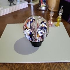 Glass paperweight