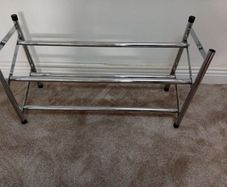 Extendable shoe rack