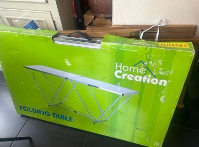folding table