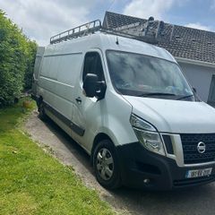 Nissan NV400