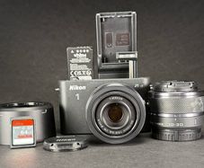 Nikon 1 J1 mirrorless digital camera bundle