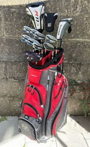 Full set of Taylormade golf clubs