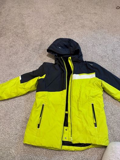 Kids ski suit