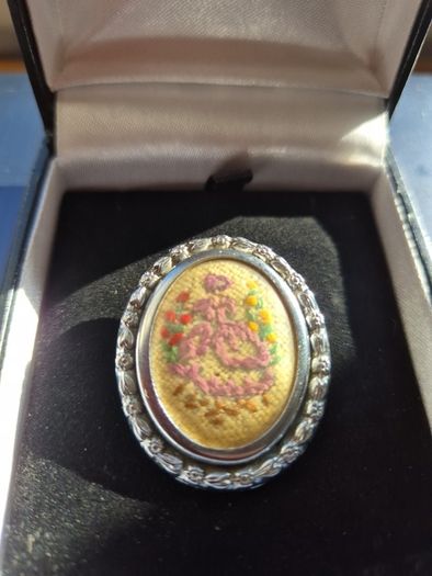 Vintage Victorian Lady in Garden Cross Stitch Brooch