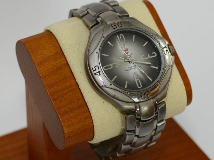 Vintage Swiss Time Gents Quartz Watch