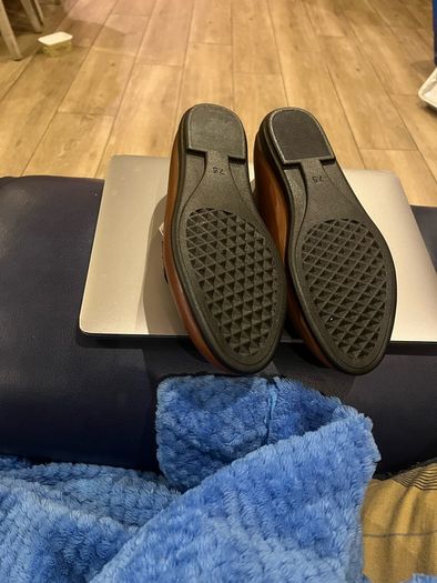 ladies shoes