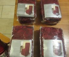 4 Christmas seat covers...