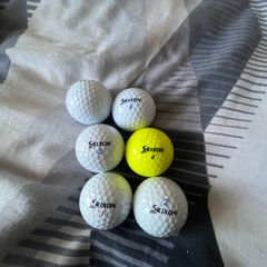 6 Srixon balls