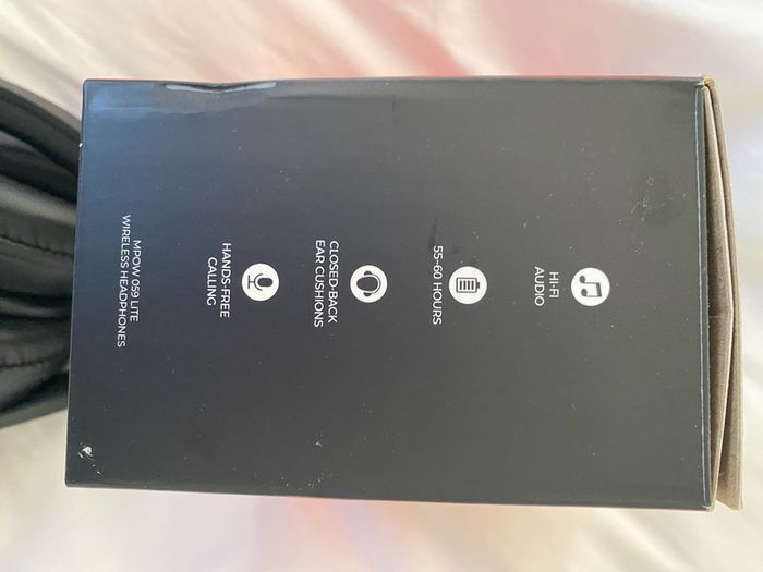 Bluetooth headphones
