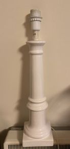 White lamp base