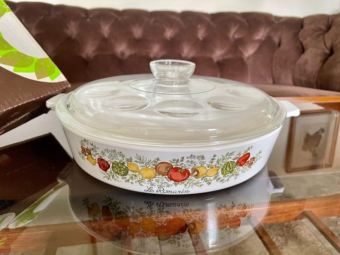 New Vintage Pyrosil Casserole Dish Spice of Life La Romarin 1970s with Lid and Original Box Unused