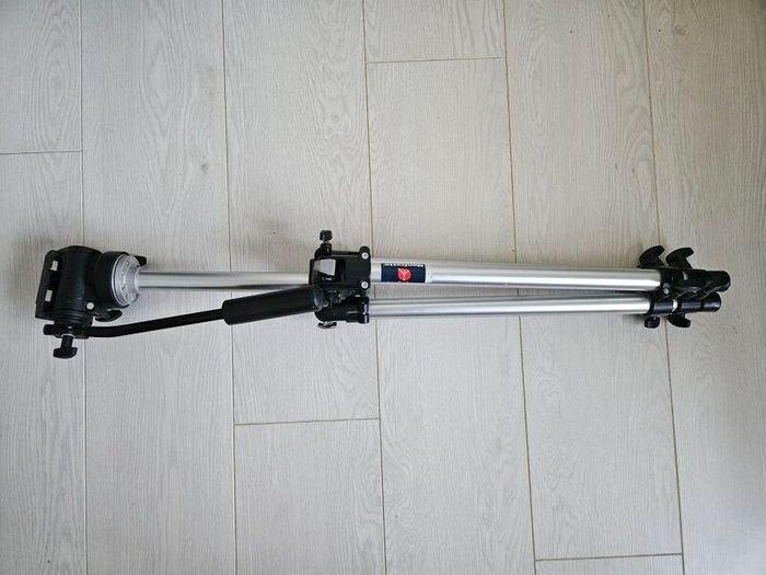 Manfrotto Tripod
