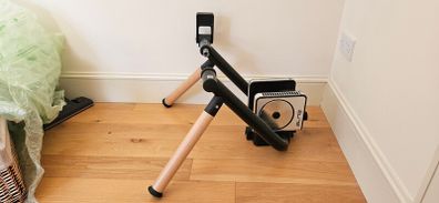 Elite Tuo Smart Trainer cycling