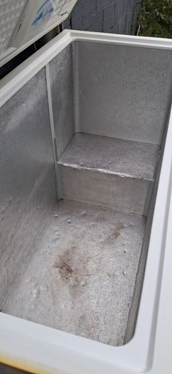 Chest freezer