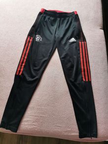 Manchester United trousers