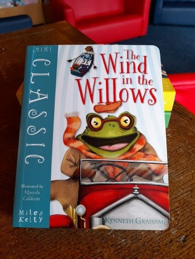 Four Mini Classic books bundle E4
