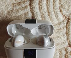 X08 earbuds