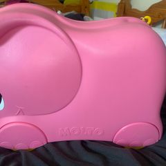 Kids Molto ride on suitcase