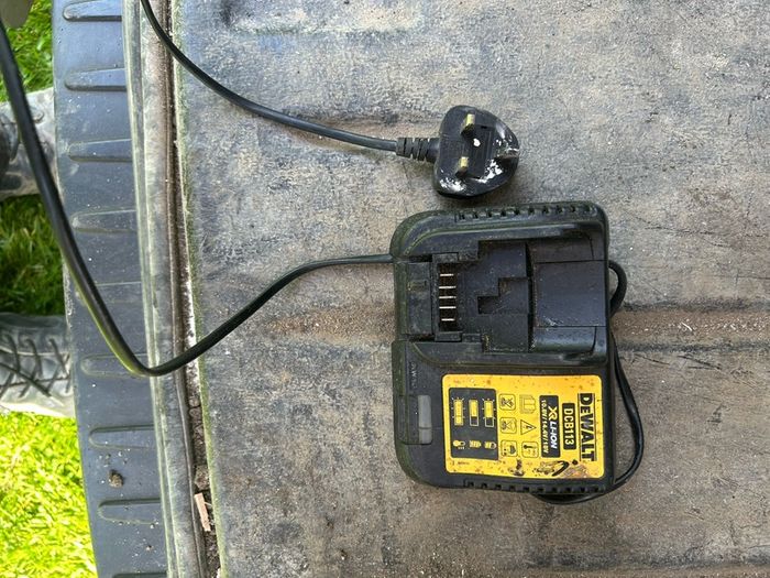 dewalt chargers
