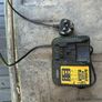 dewalt chargers Image 4