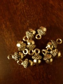 Acorn charms