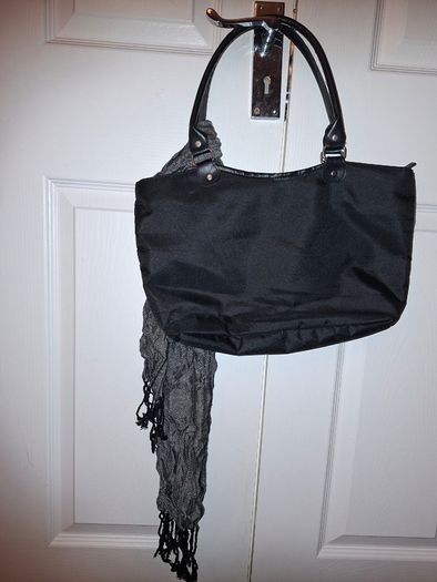 Herringbone bag+matching scarf, vgc