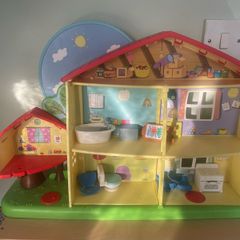 peppa pig house